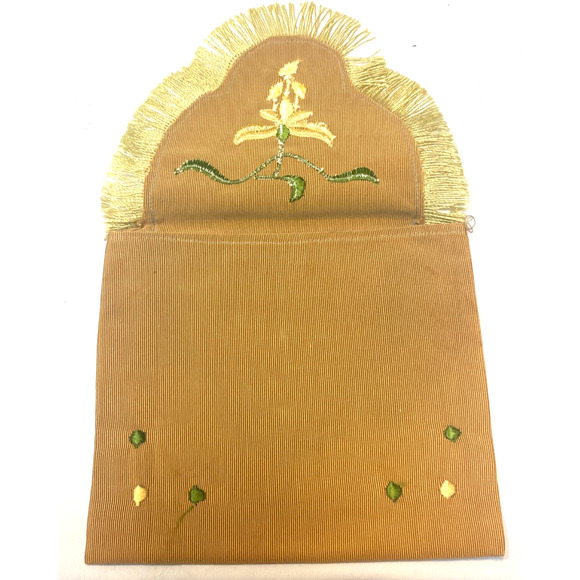 Arts and Crafts Embroidered Handkerchief Pouch - Picture 5 of 6